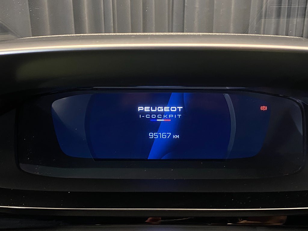 Vehicle Image 43
