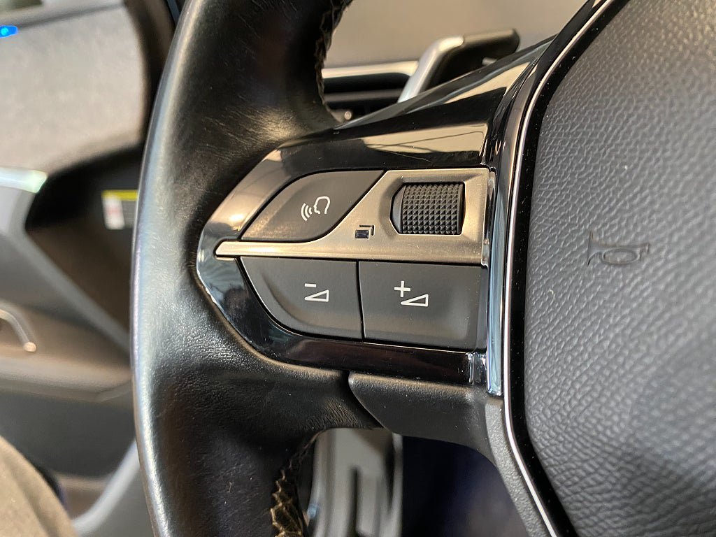 Vehicle Image 48