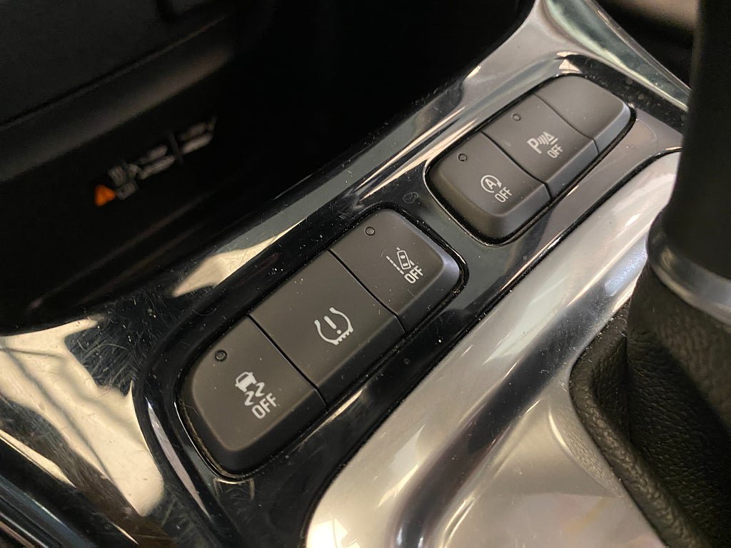 Vehicle Image 48