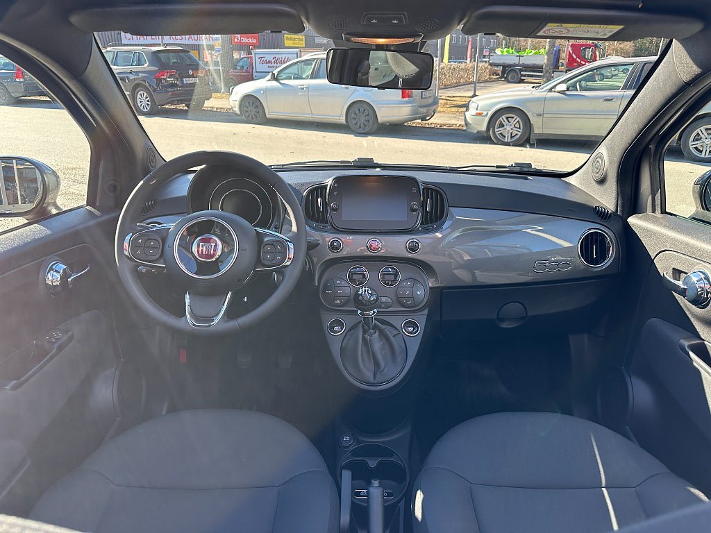 Vehicle Image 14