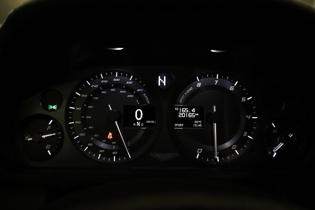 Vehicle Image 12