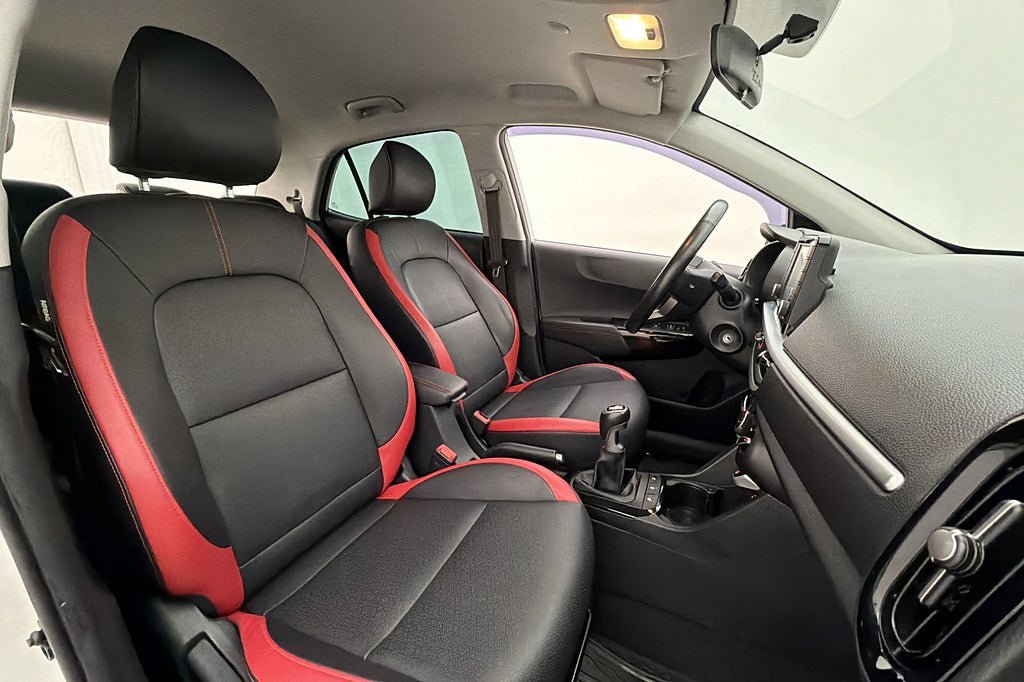 Vehicle Image 10