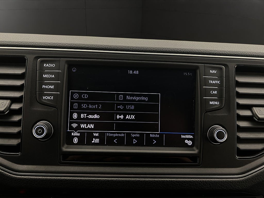 Vehicle Image 24