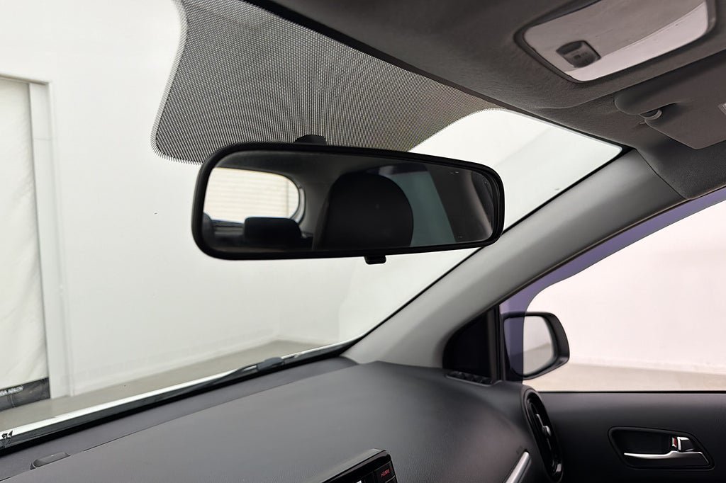 Vehicle Image 20