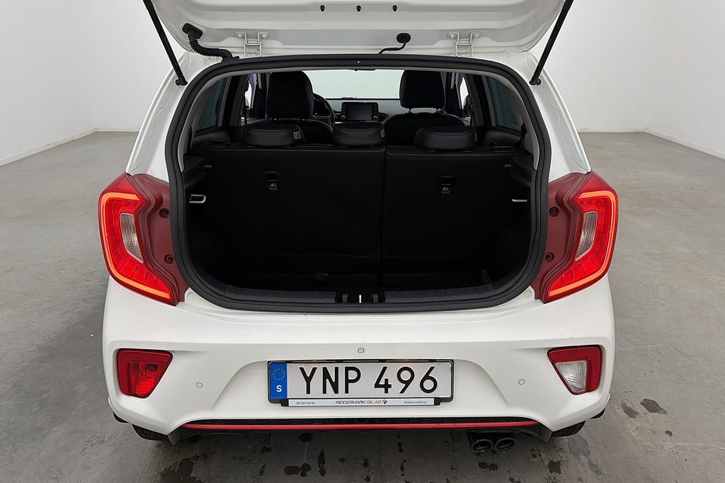 Vehicle Image 21