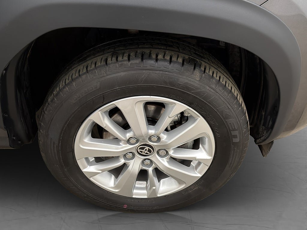 Vehicle Image 30