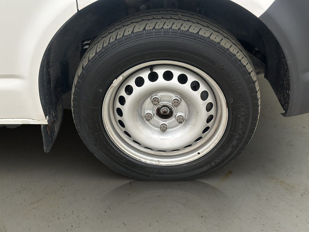 Vehicle Image 31