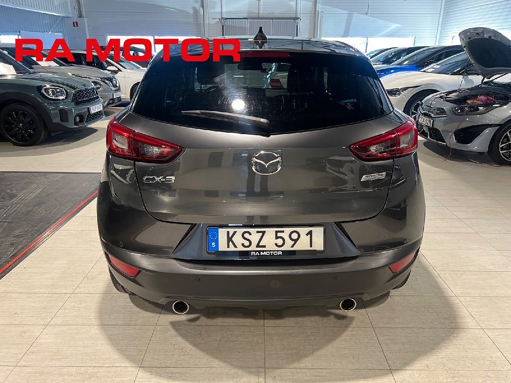 Vehicle Image 7