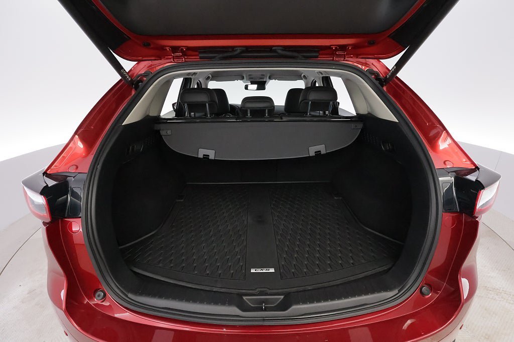 Vehicle Image 12