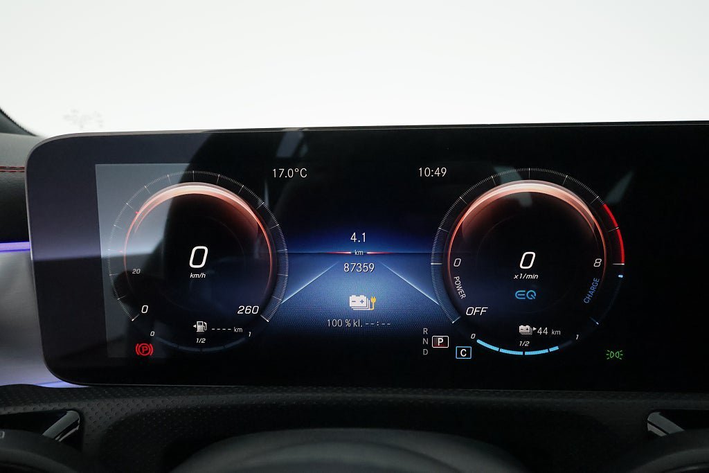 Vehicle Image 24