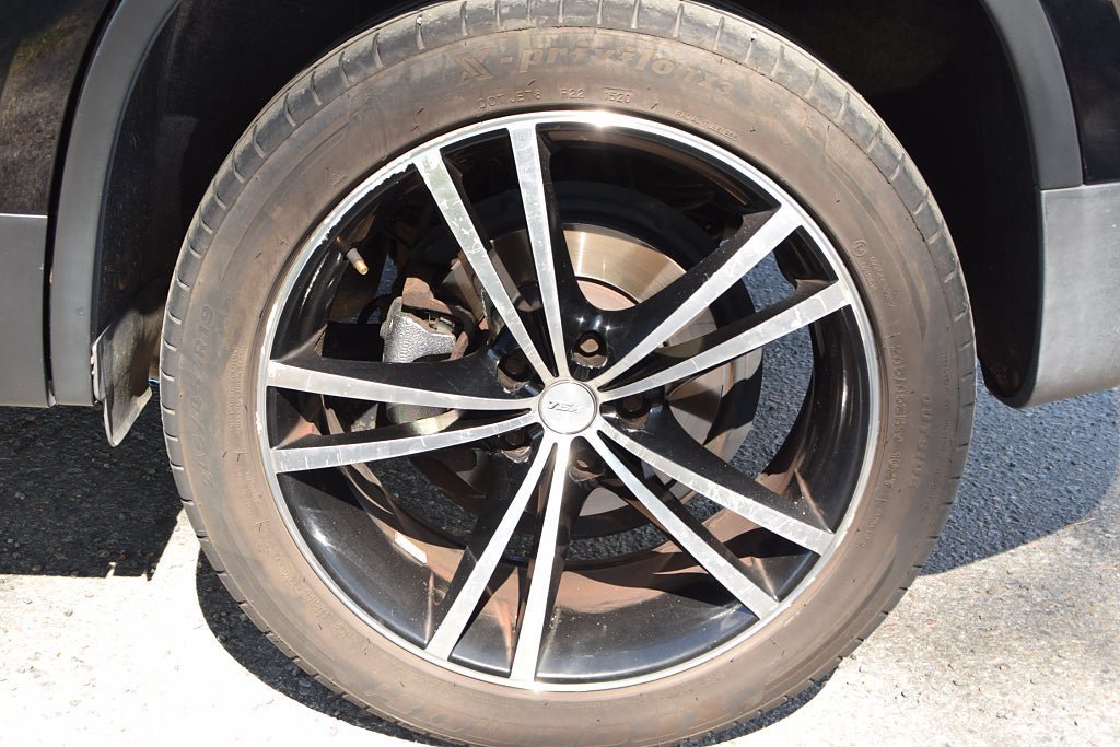 Vehicle Image 21