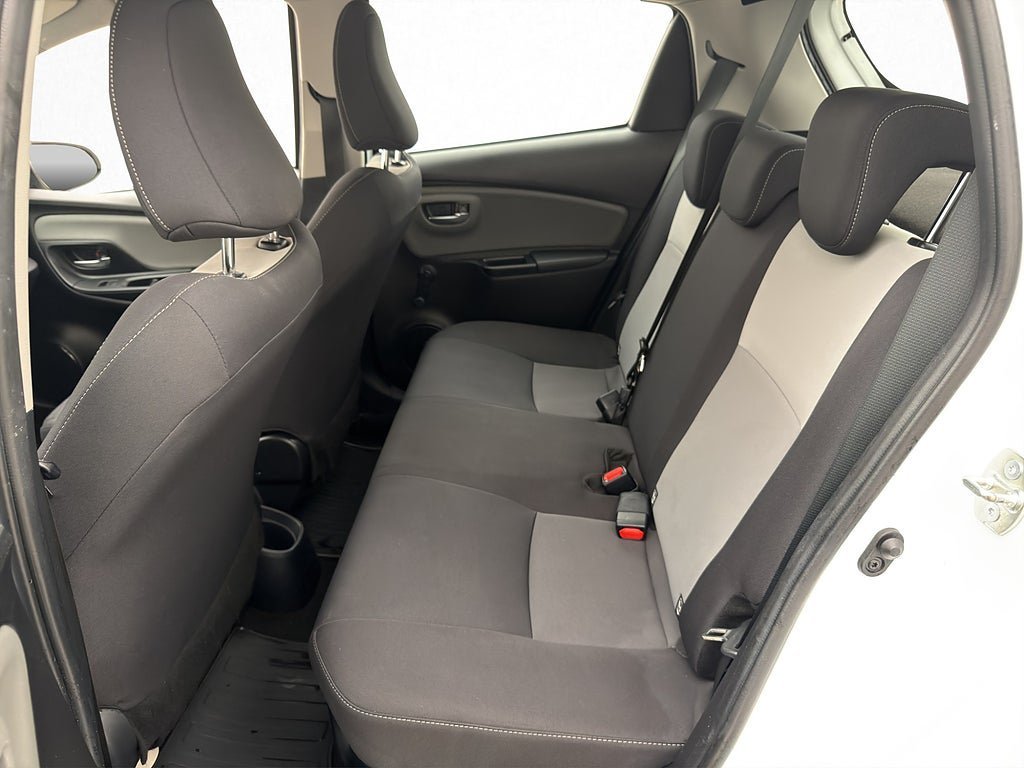 Vehicle Image 20