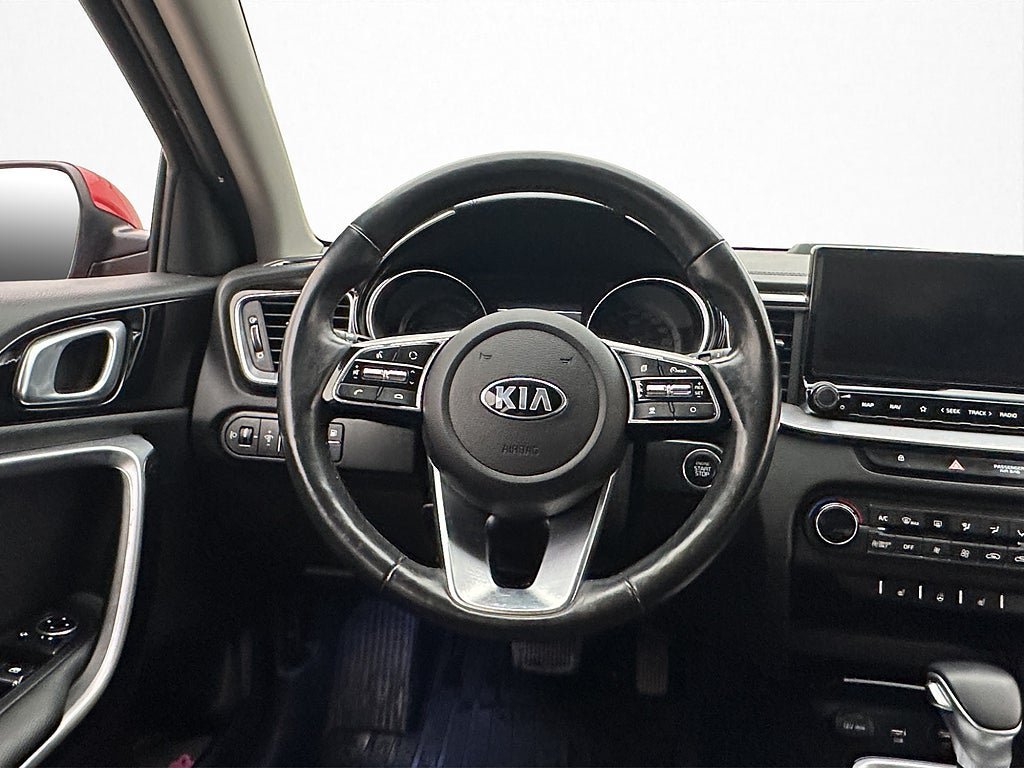 Vehicle Image 19