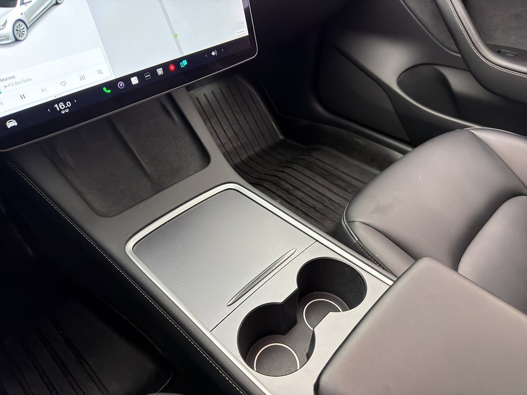 Vehicle Image 23