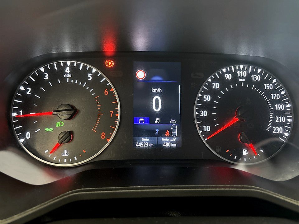 Vehicle Image 8