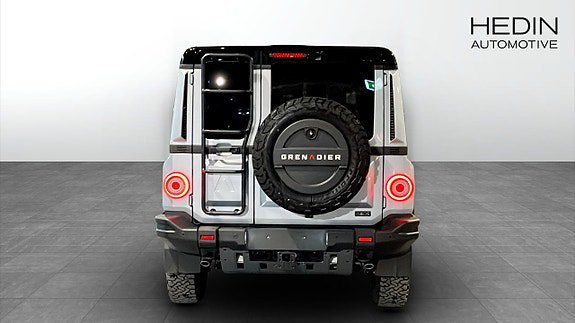 Vehicle Image 7