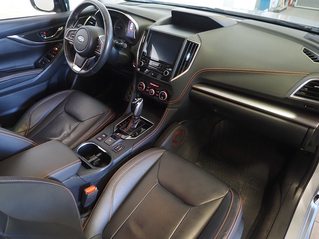 Vehicle Image 11