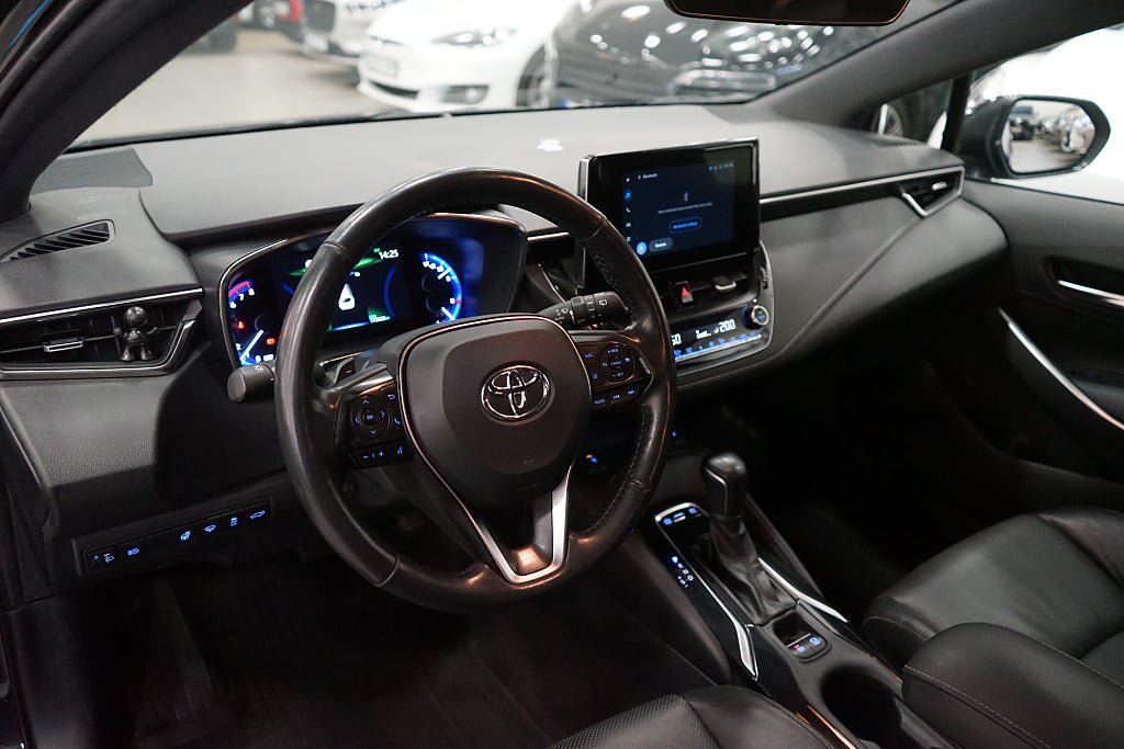 Vehicle Image 9
