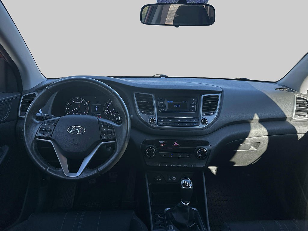 Vehicle Image 13