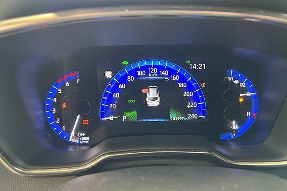 Vehicle Image 16