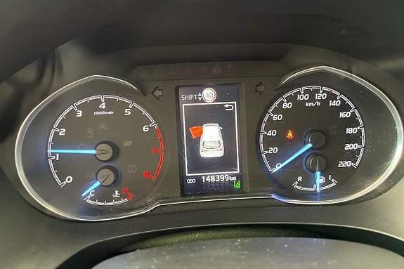 Vehicle Image 16