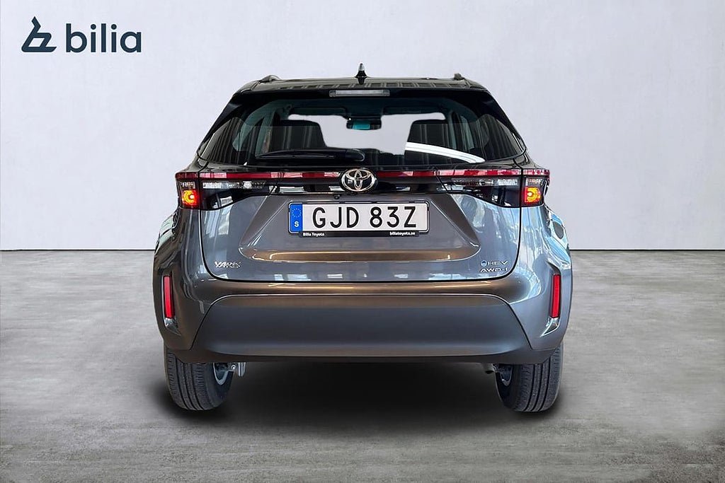 Vehicle Image 4