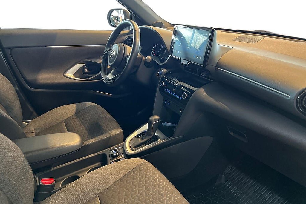Vehicle Image 7