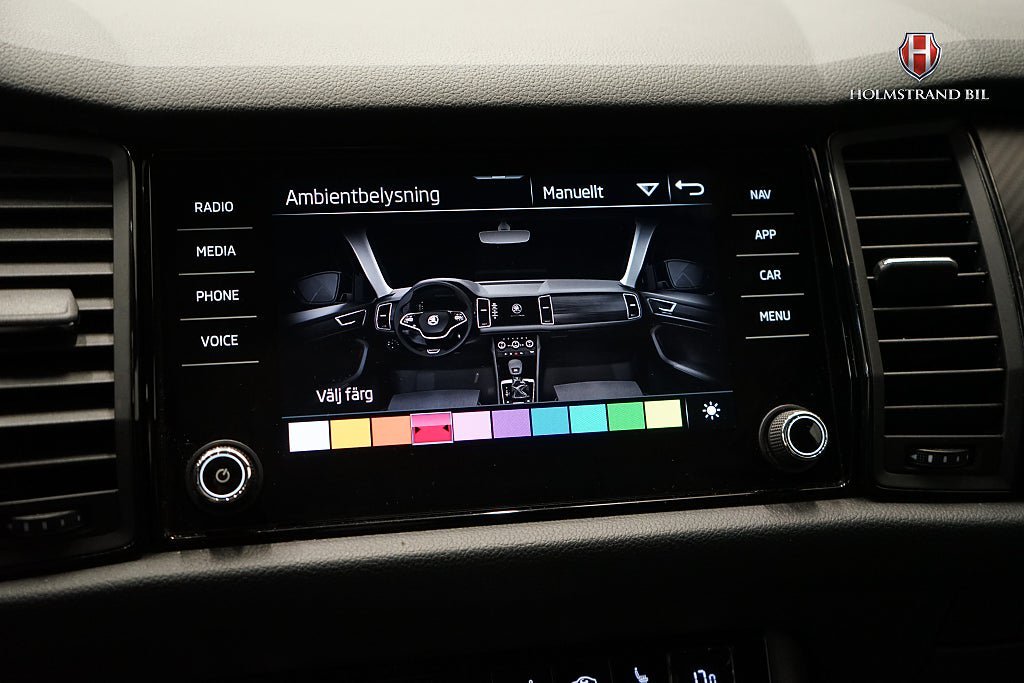 Vehicle Image 17