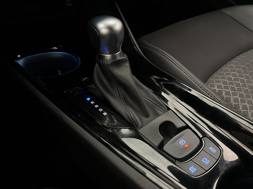 Vehicle Image 22