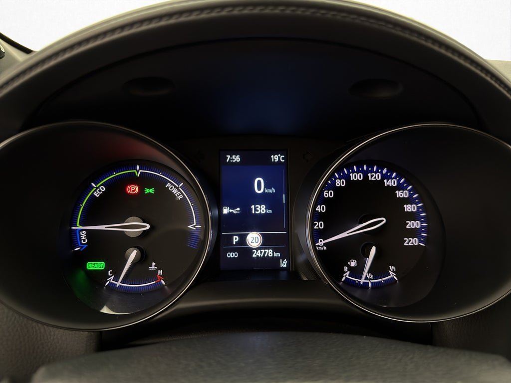 Vehicle Image 17