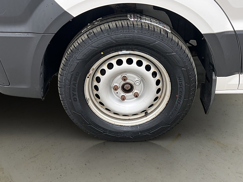 Vehicle Image 33