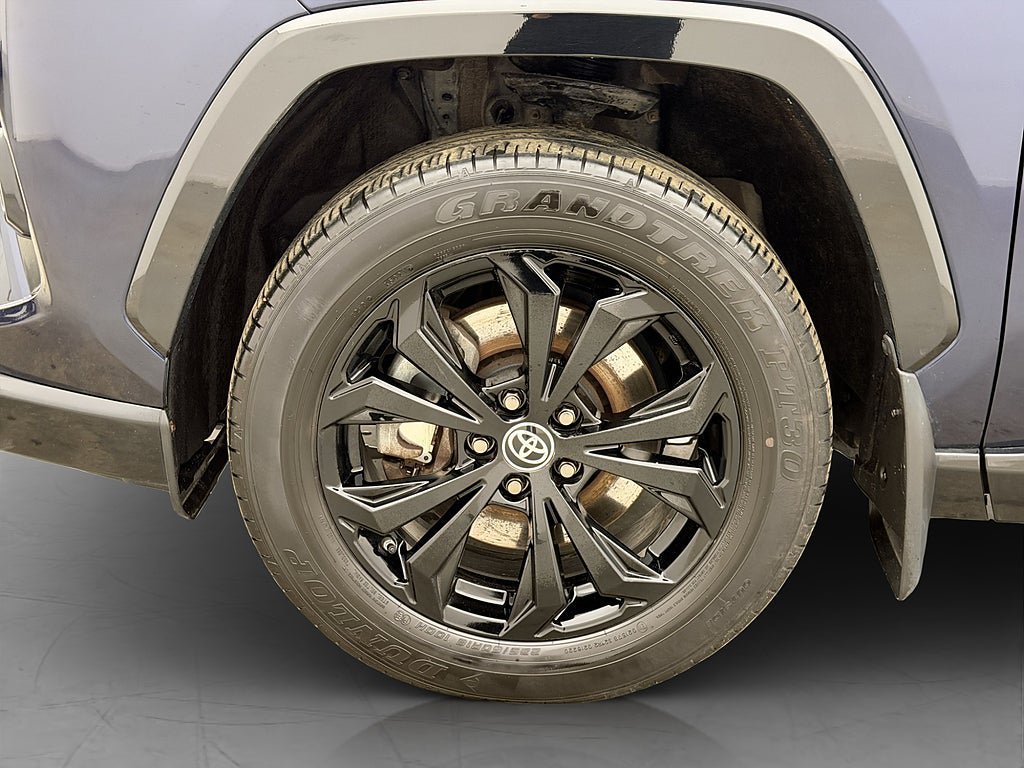 Vehicle Image 30