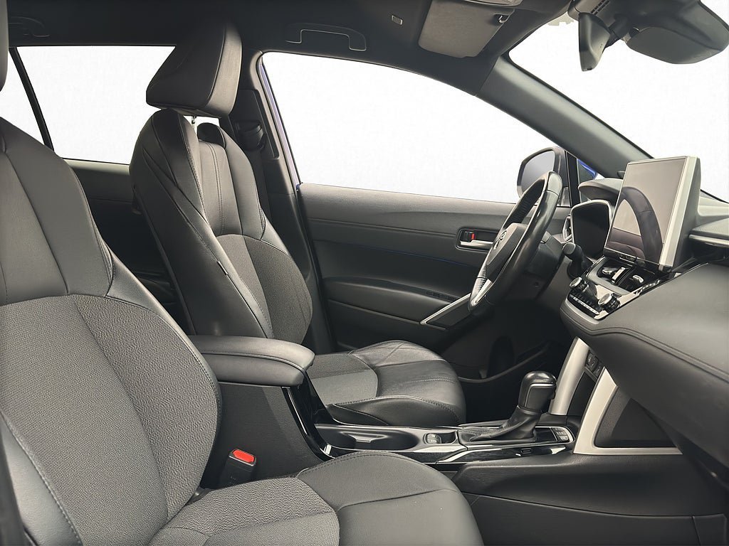 Vehicle Image 21