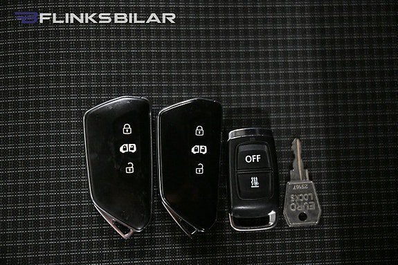 Vehicle Image 35
