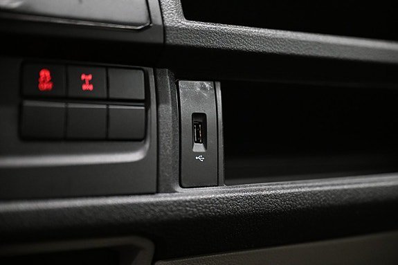 Vehicle Image 27