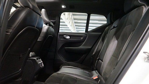Vehicle Image 27