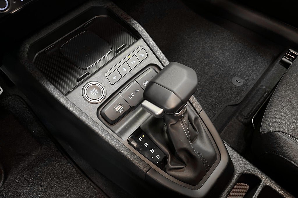Vehicle Image 13