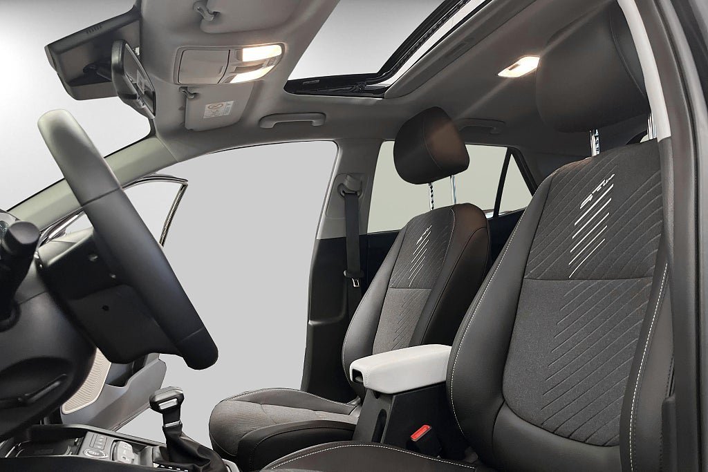 Vehicle Image 18