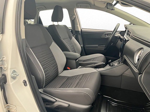 Vehicle Image 23