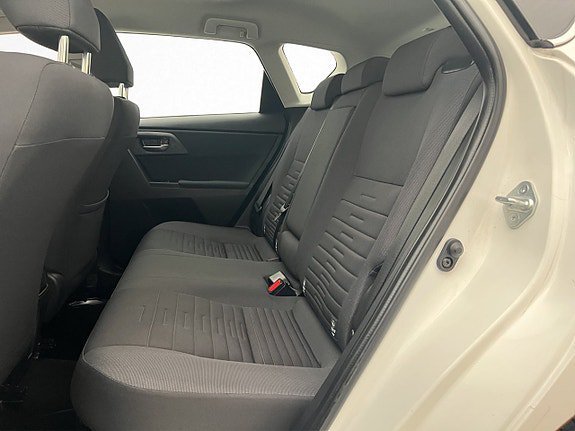 Vehicle Image 24