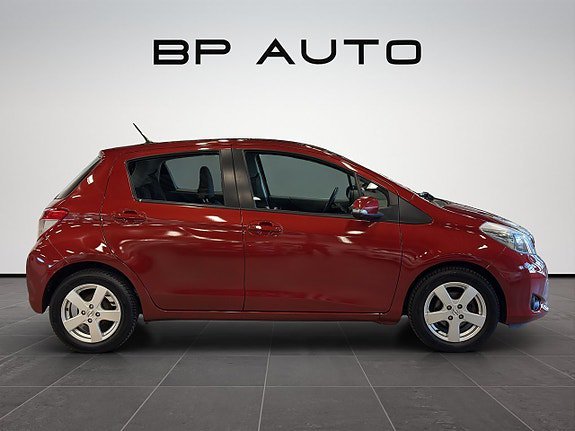 Vehicle Image 7