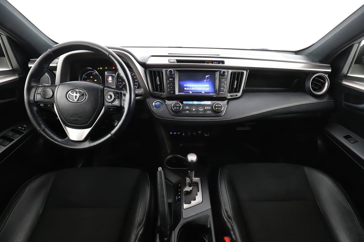 Vehicle Image 8