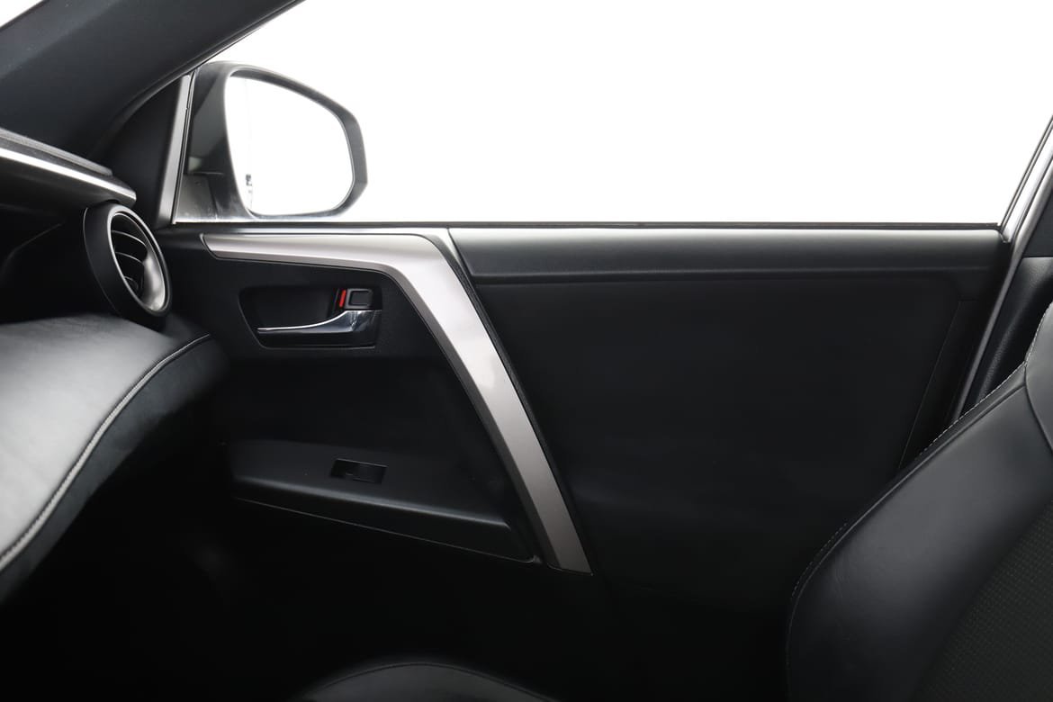 Vehicle Image 30