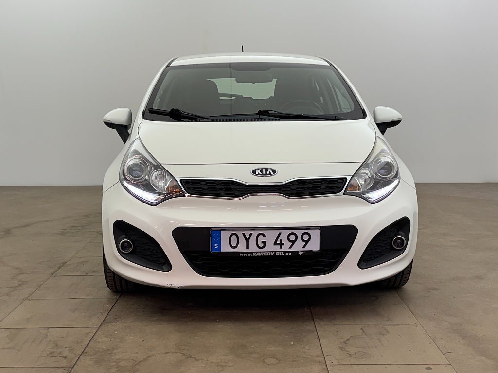 Vehicle Image 9