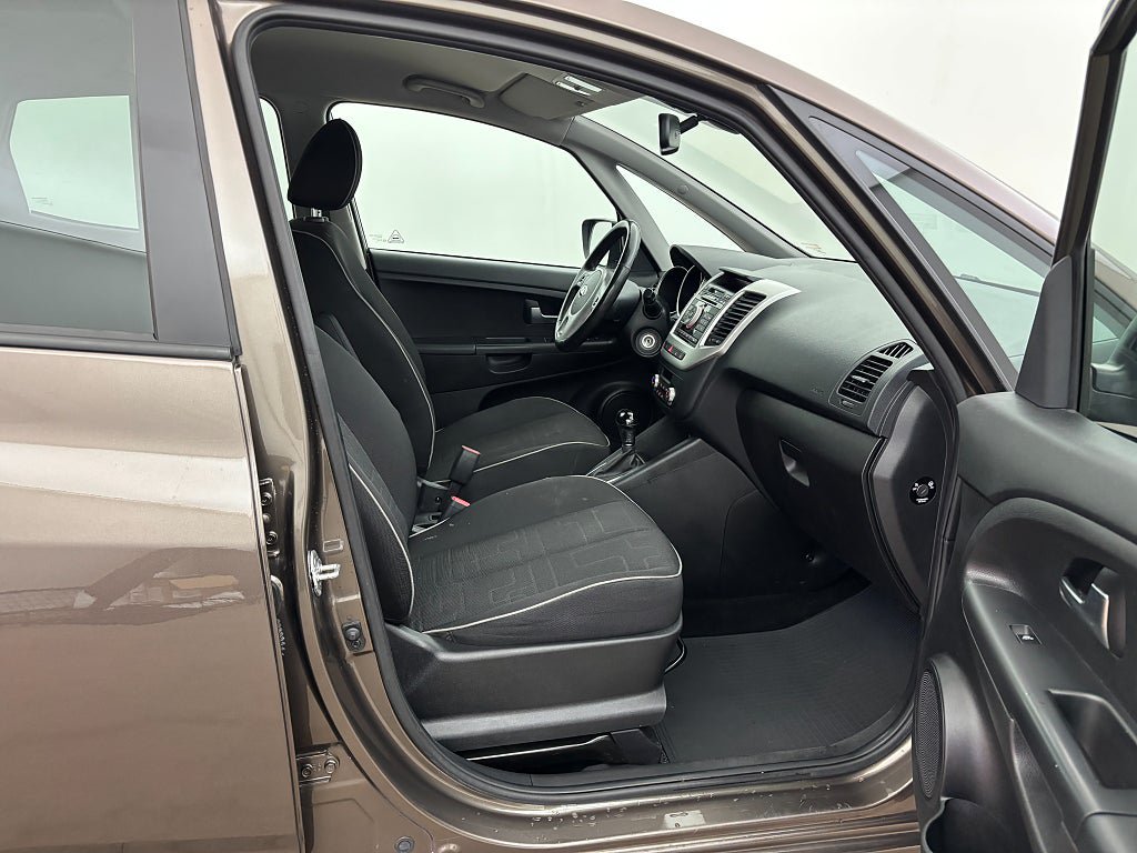 Vehicle Image 21