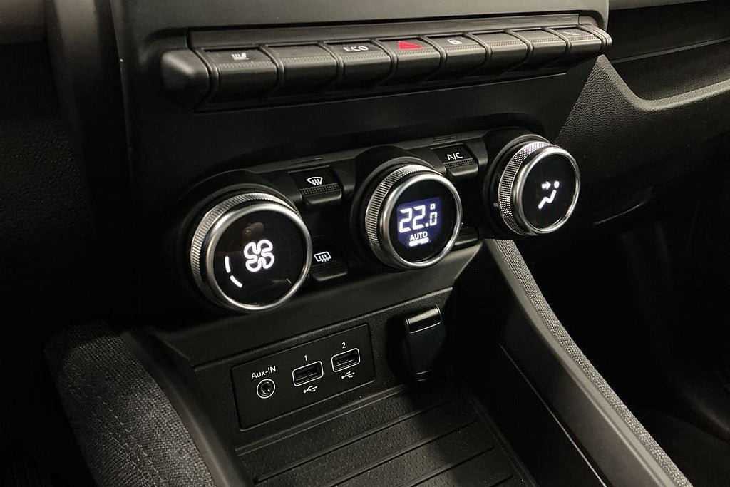 Vehicle Image 23