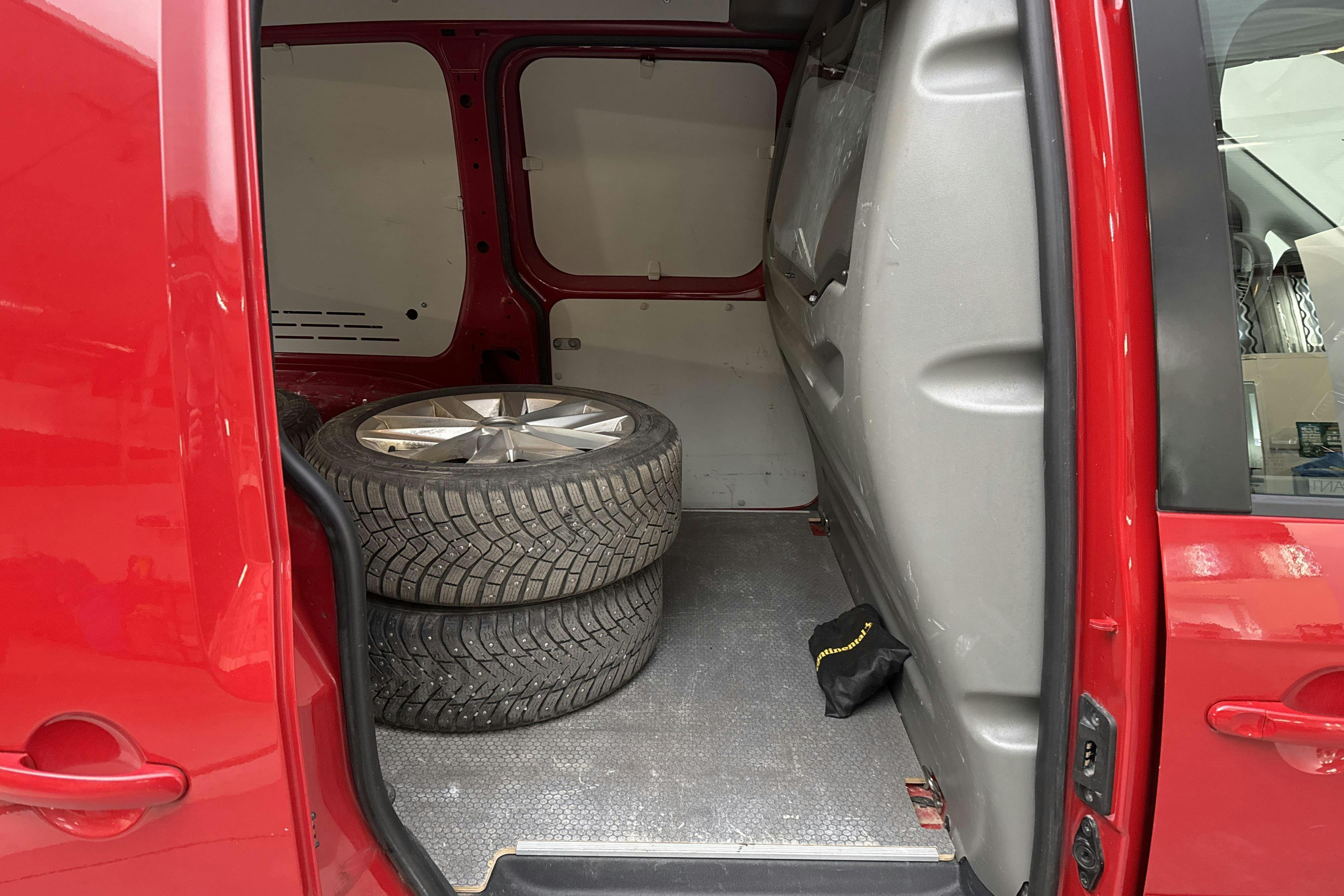 Vehicle Image 7