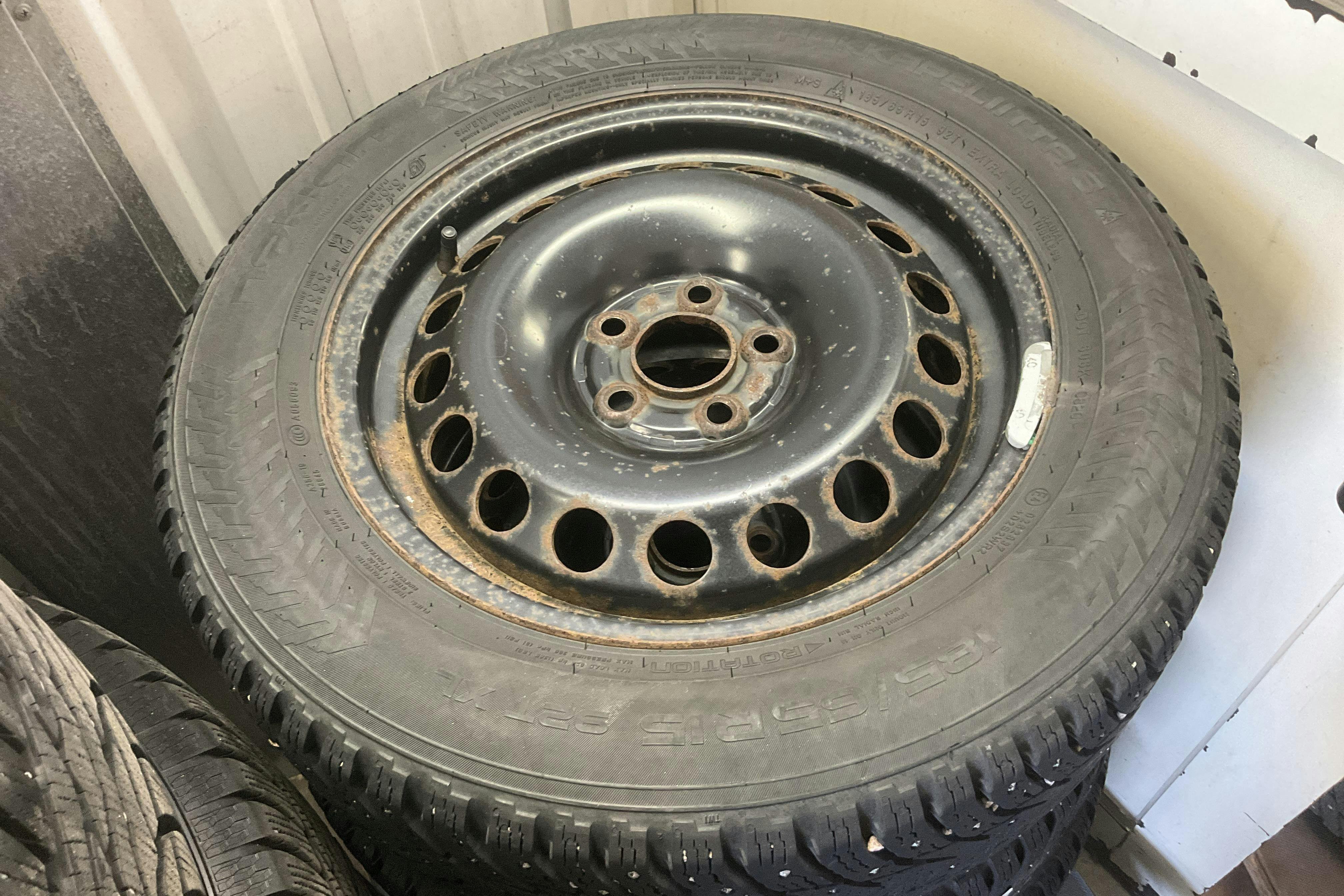 Vehicle Image 11