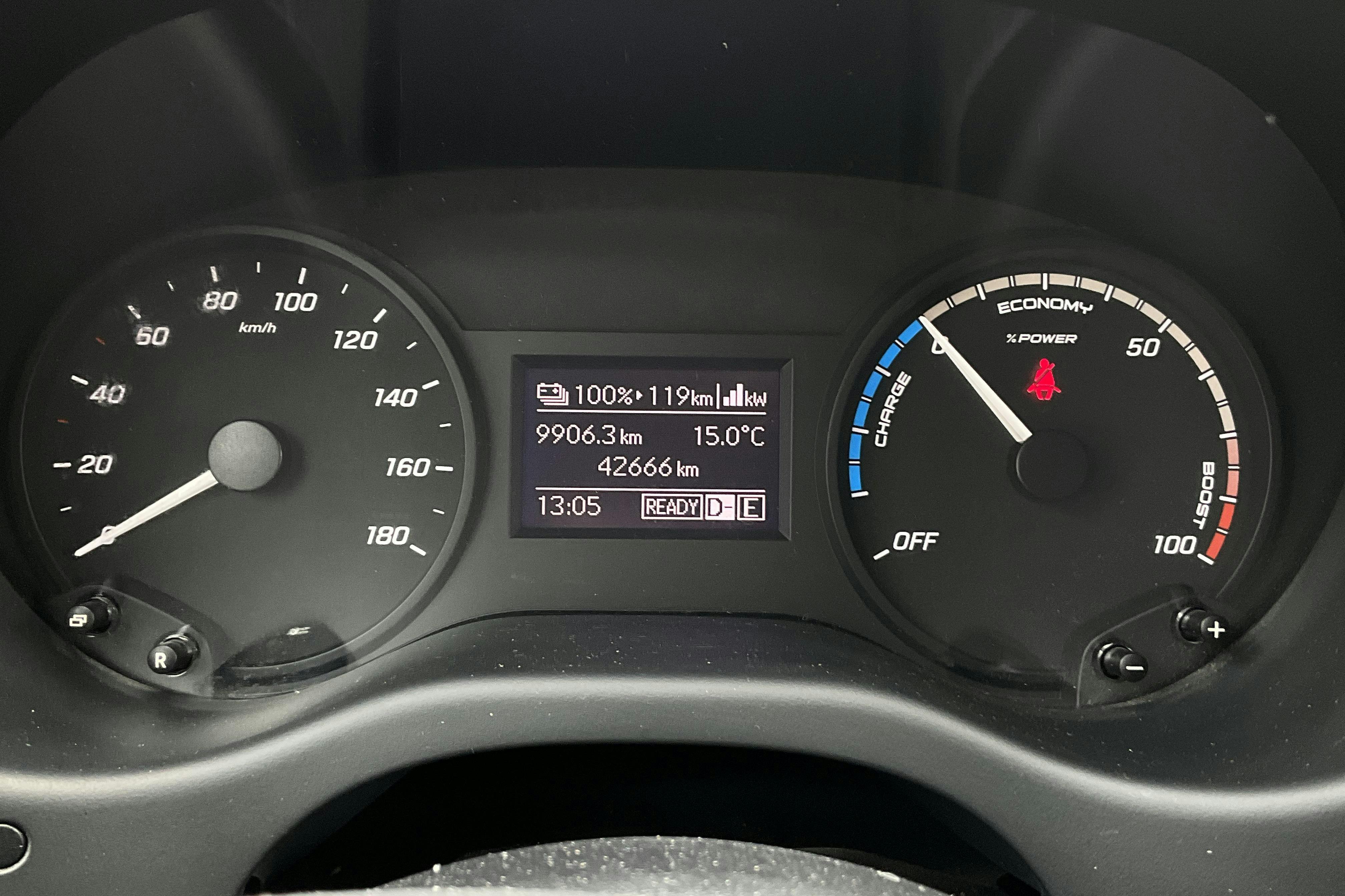 Vehicle Image 10