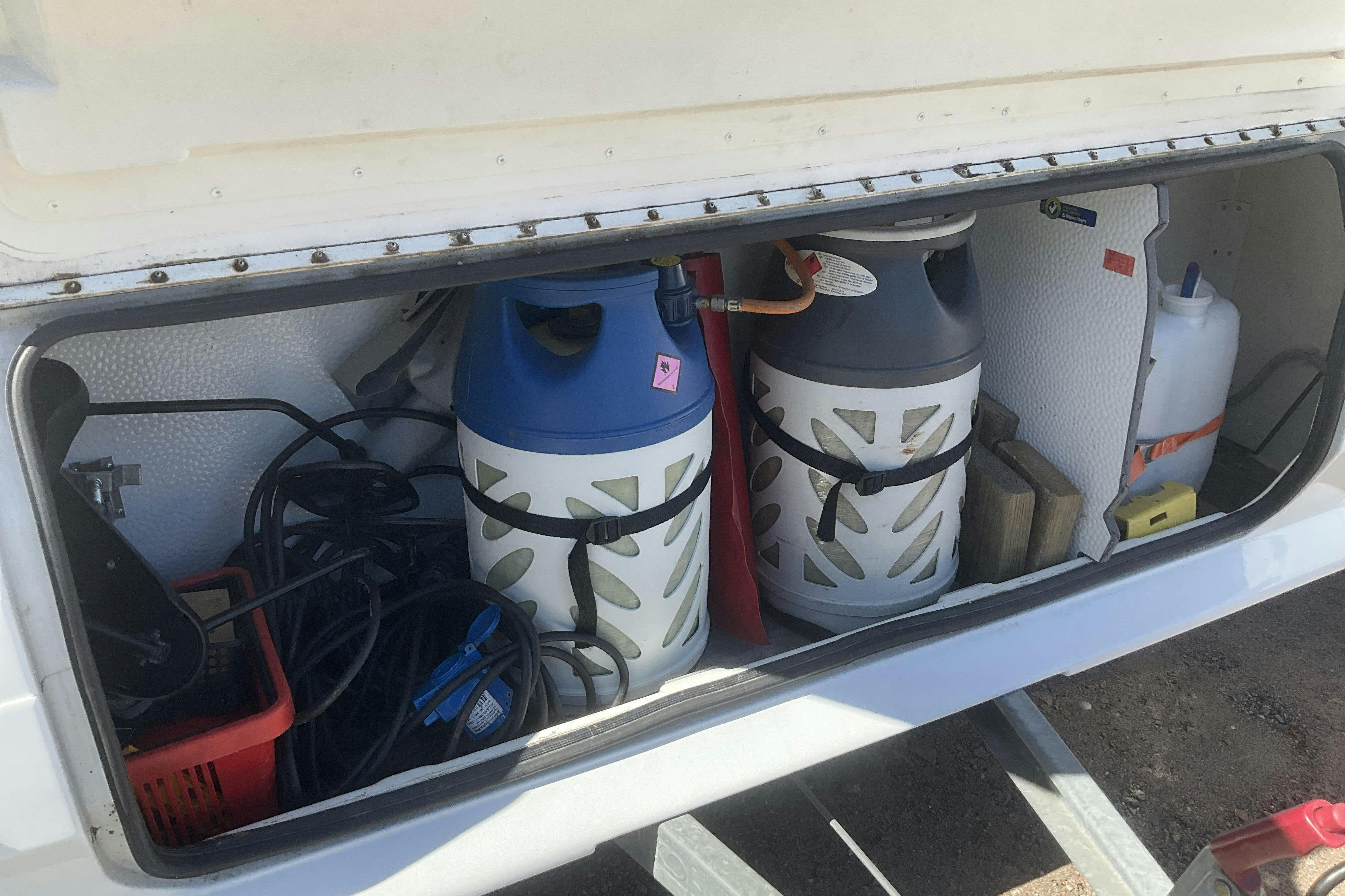 Vehicle Image 12